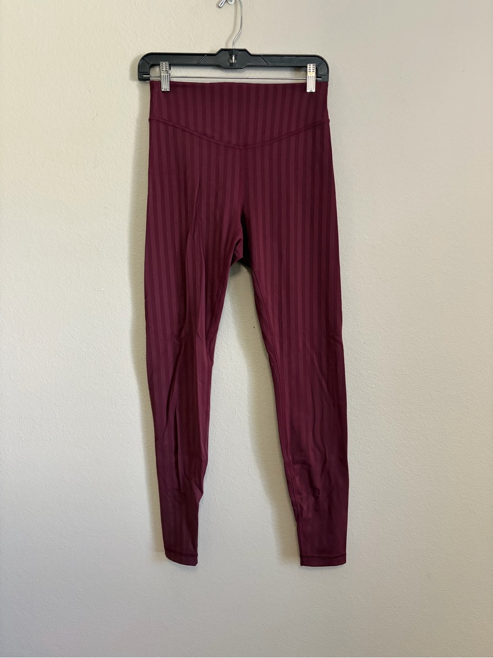 Lululemon Wunder Under High-Rise Leggings Tonal stripe &‎ garnet red  size 8